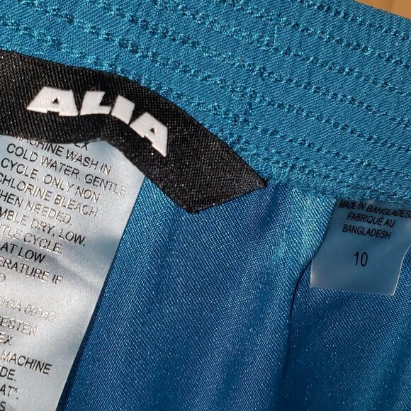 Ladies ALIA 2 Piece Pants Suit in Blue - 8 & 10 - Picture 6 of 6